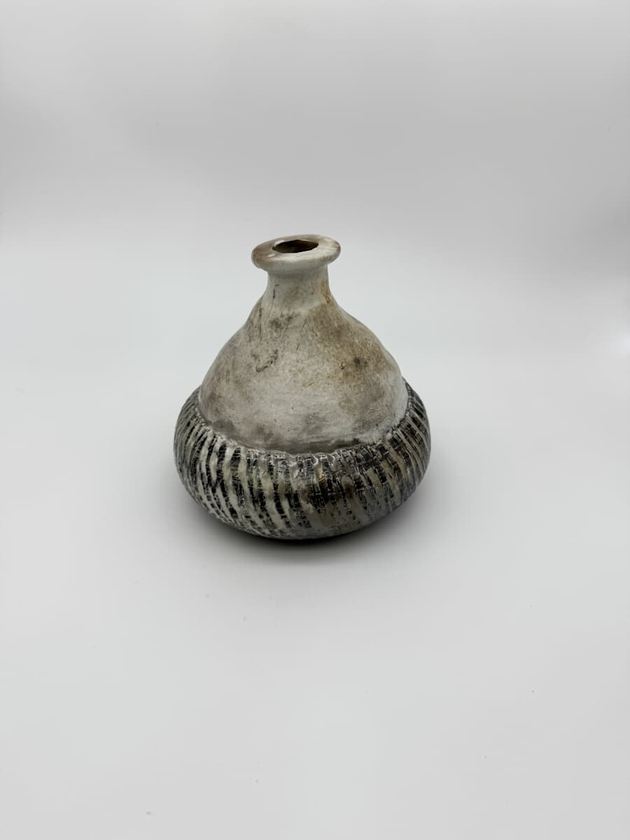 Vase by Rumiko "Rumi"  Tsuda Estate, Image 3.