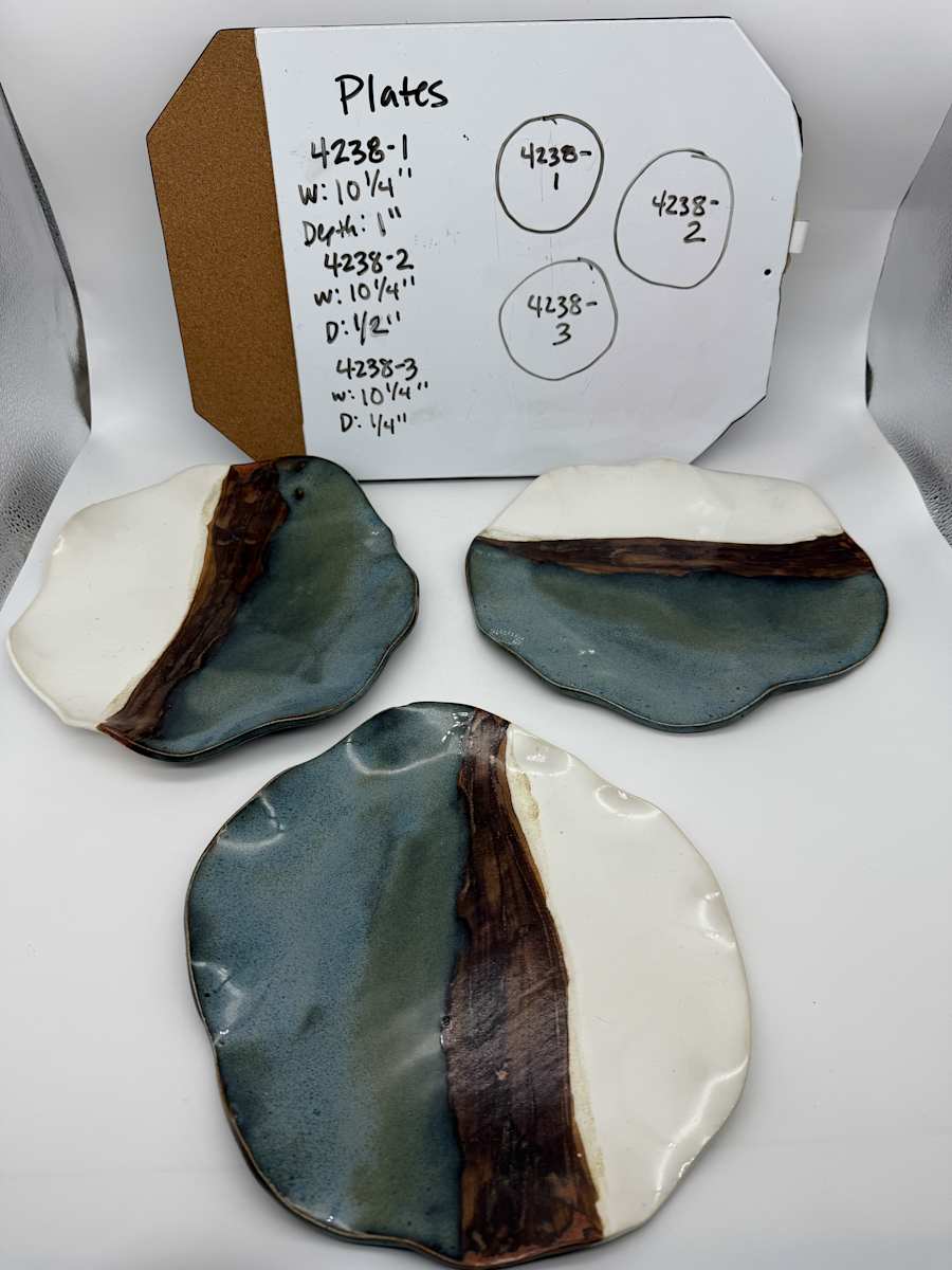 Plate (1 of 3) by Rumiko "Rumi"  Tsuda Estate, Image 1.