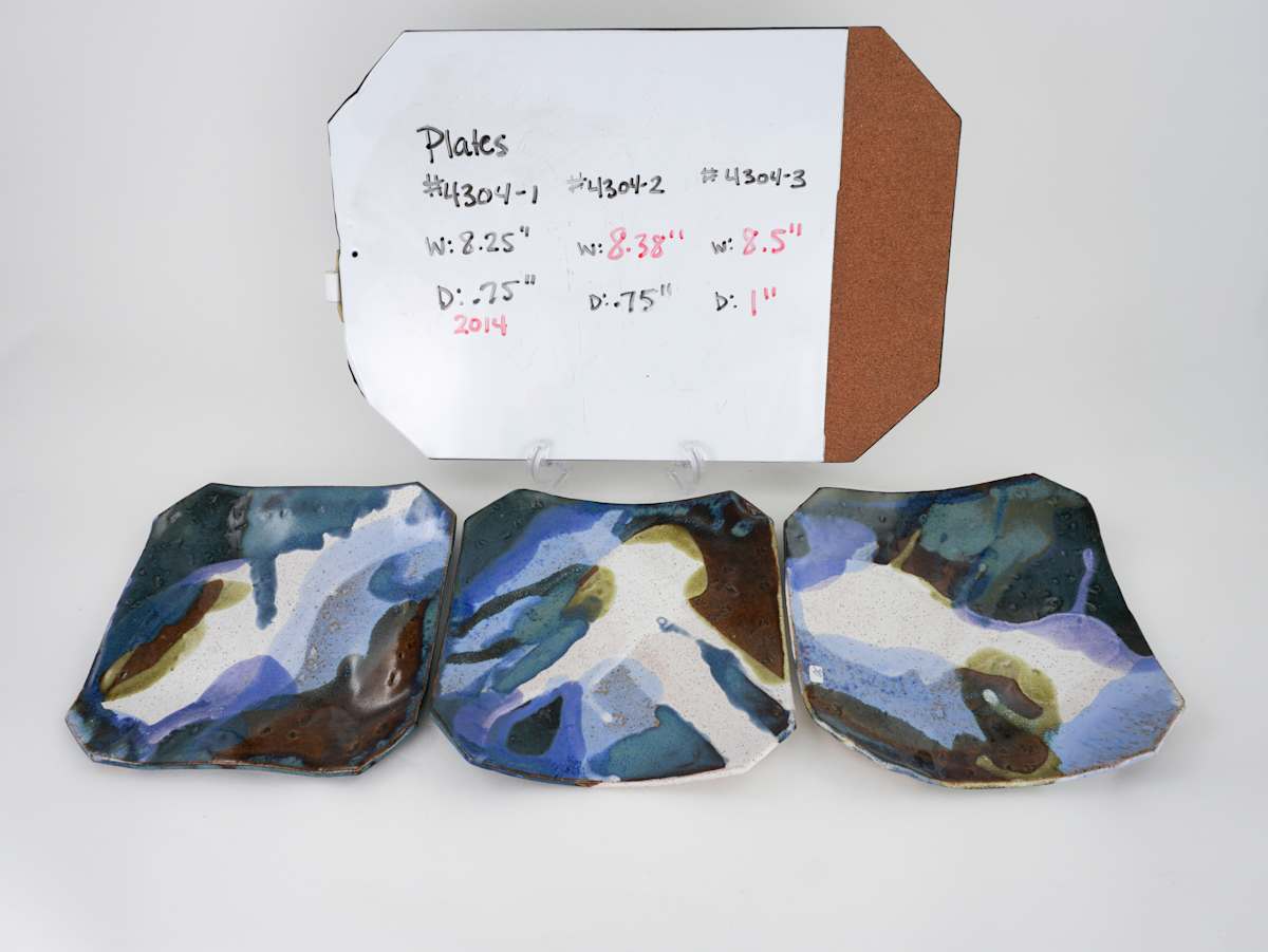 Plate by Rumiko "Rumi"  Tsuda Estate, Image 1.