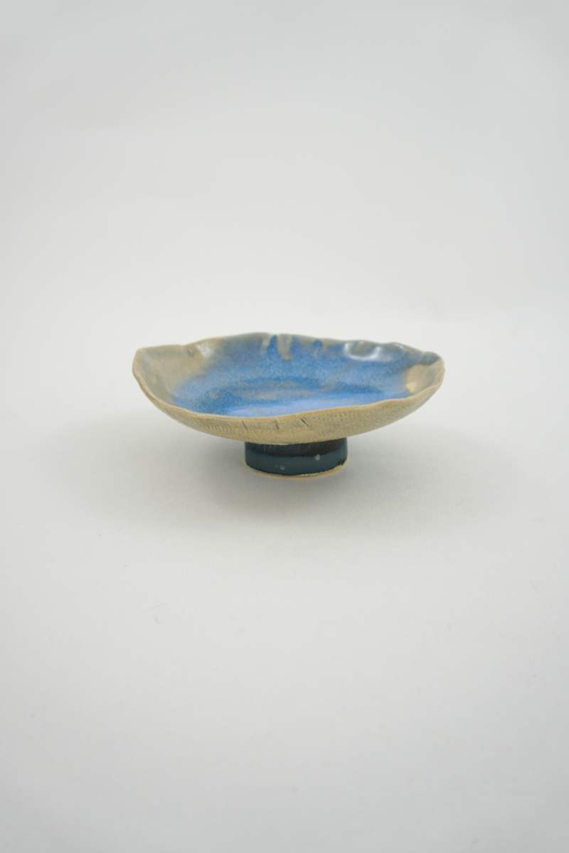 Bowl by Rumiko "Rumi"  Tsuda Estate, Image 2.