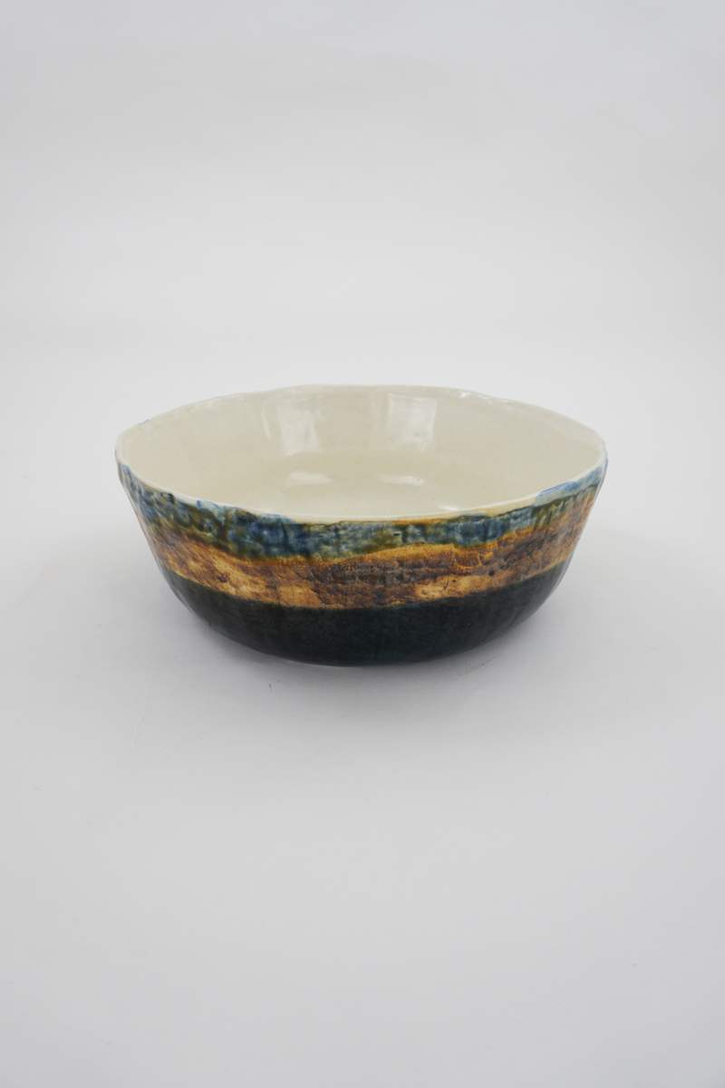 Bowl by Rumiko "Rumi"  Tsuda Estate, Image 2.