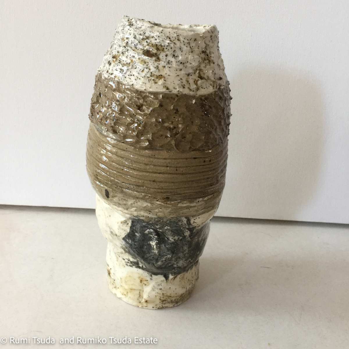 Dansou, Mixed Clay Vase by Rumi Tsuda 