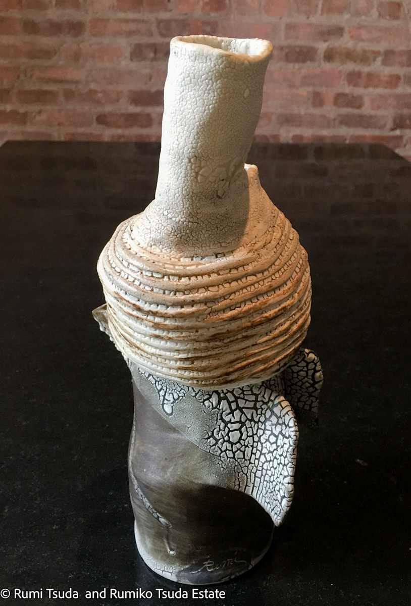 Cormorant, Vase, #17-99 by Rumiko "Rumi"  Tsuda Estate, Image 1.