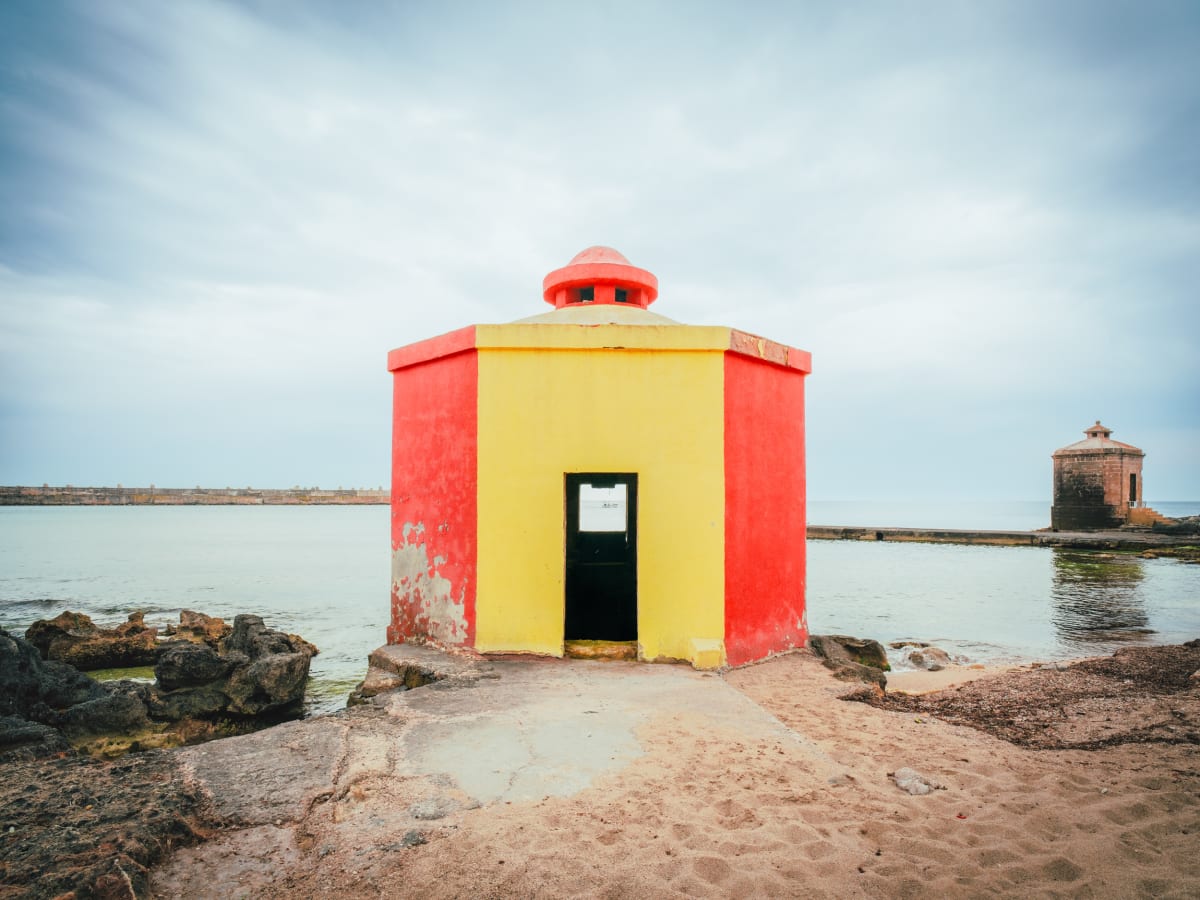 Bathing House by Peter Mendelson 