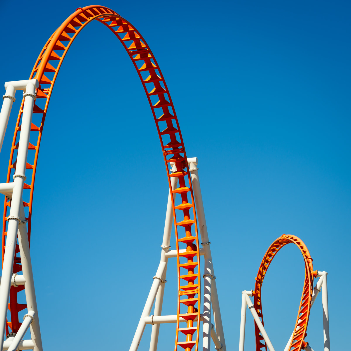 Thunderbolt Curves by Peter Mendelson, Image 1.