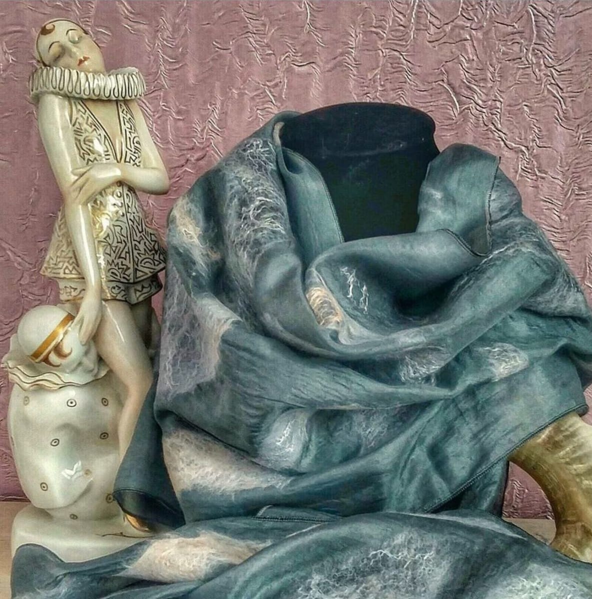 Grey scarf by Elena Turgeneva 