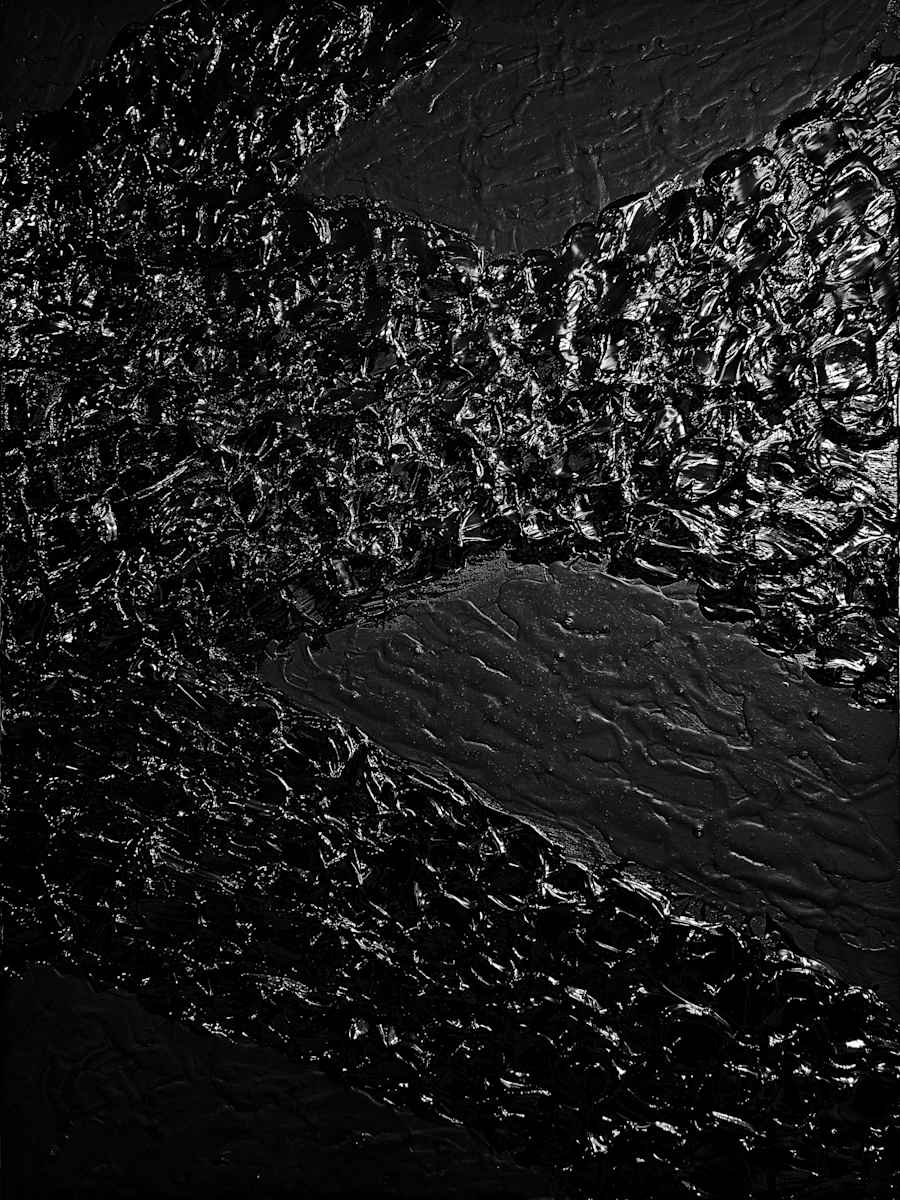 El Nero Tre by Dante Small  Image: Movement may appear random, purposeless, and fluid, yet light consistently captures the beauty of our evolution. 