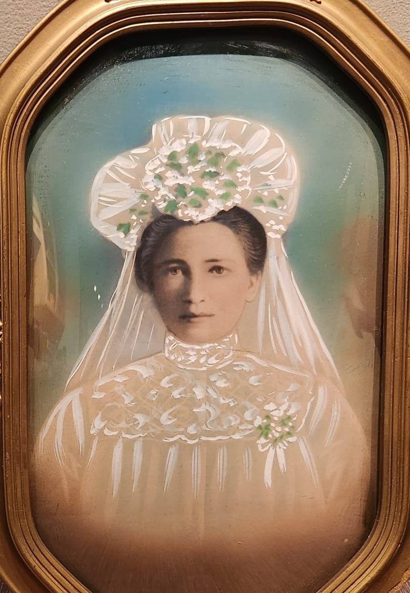 Woman in bridal tiara 