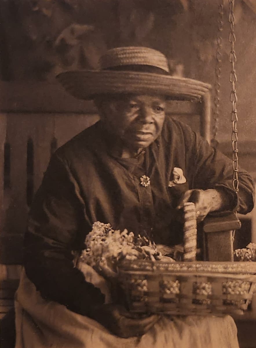 Flower seller, Charleston, South Carolina by Doris Ulmann 