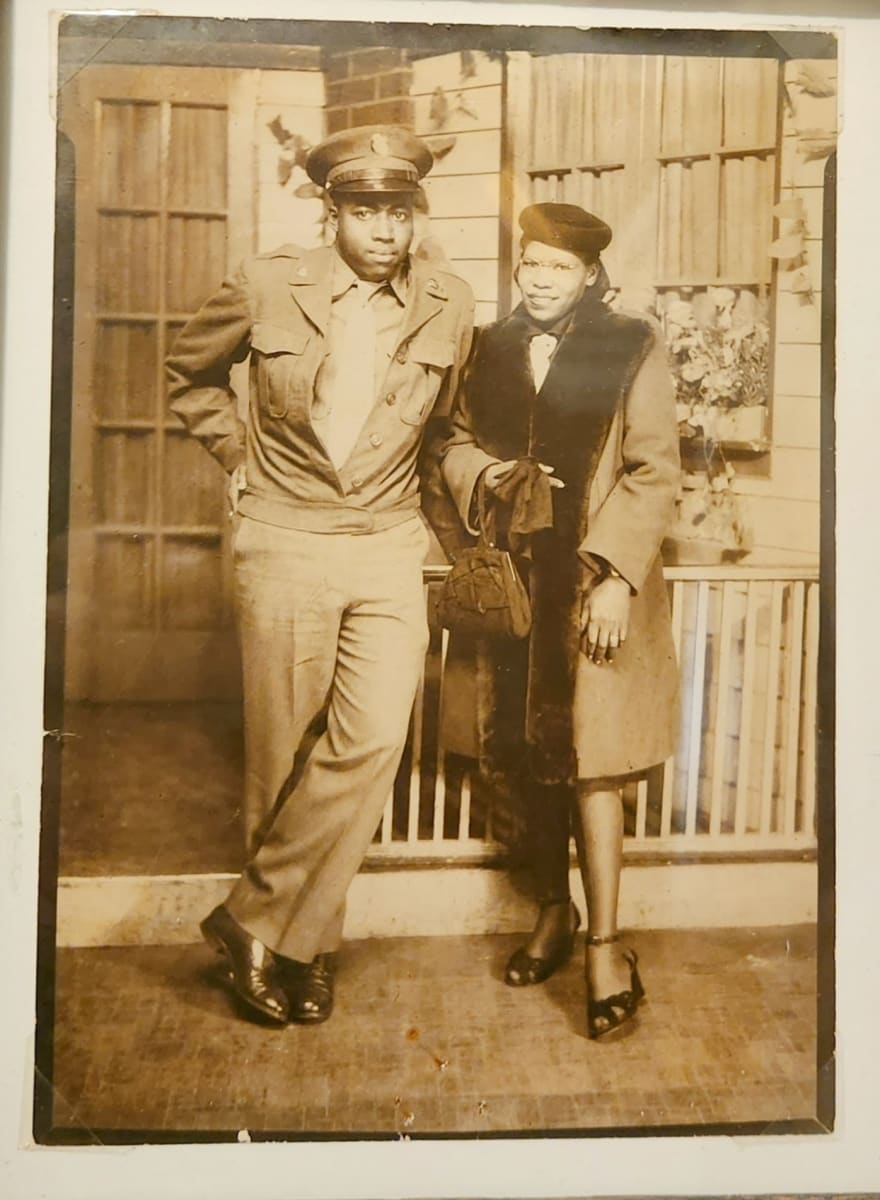 Couple, Man in uniform 
