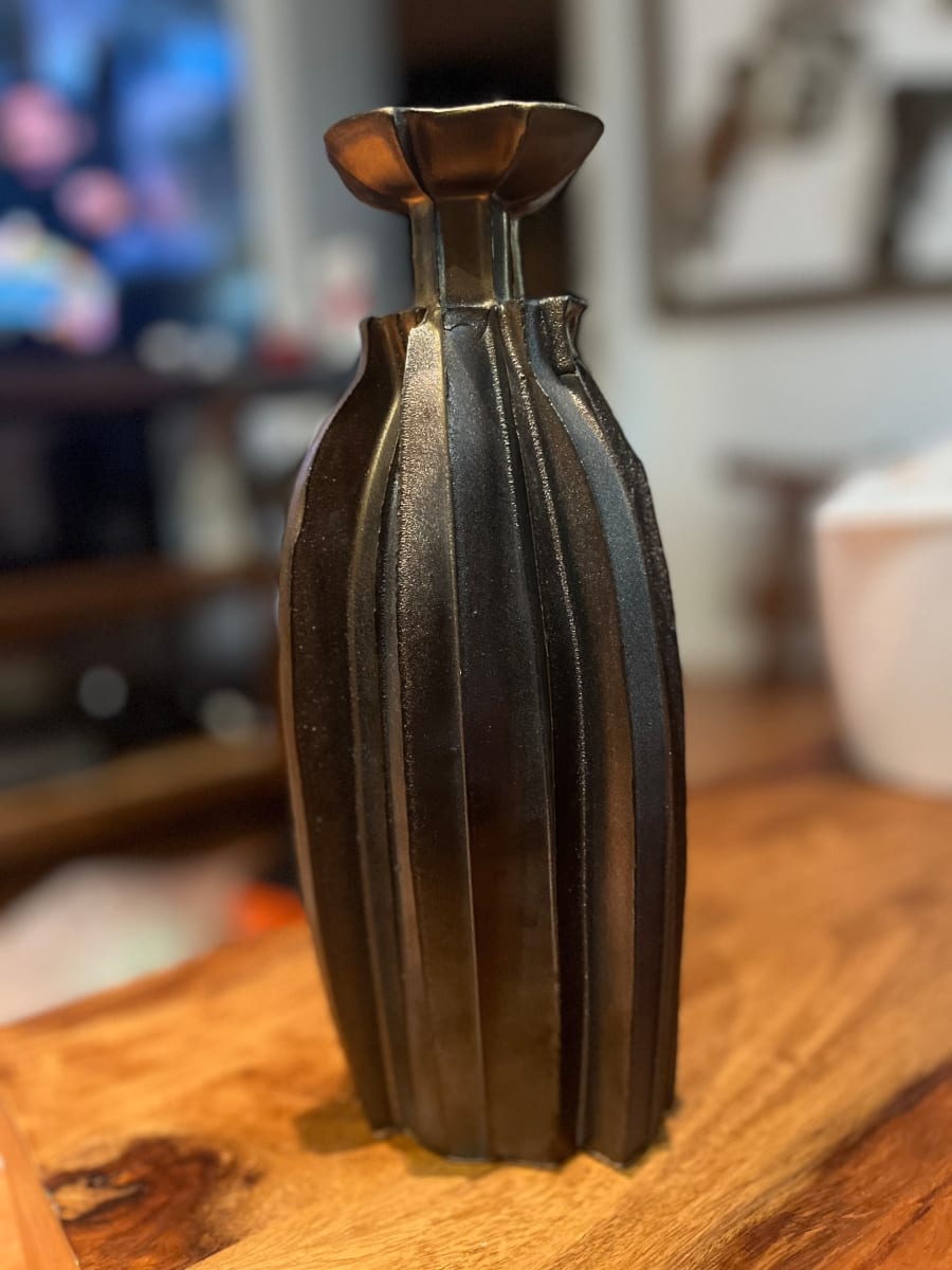 Large Flower Vase by Karla Riviera 