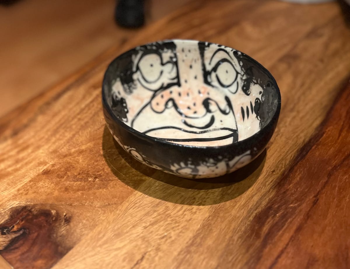 ceramic bowl by Enas Satir, Image 1.