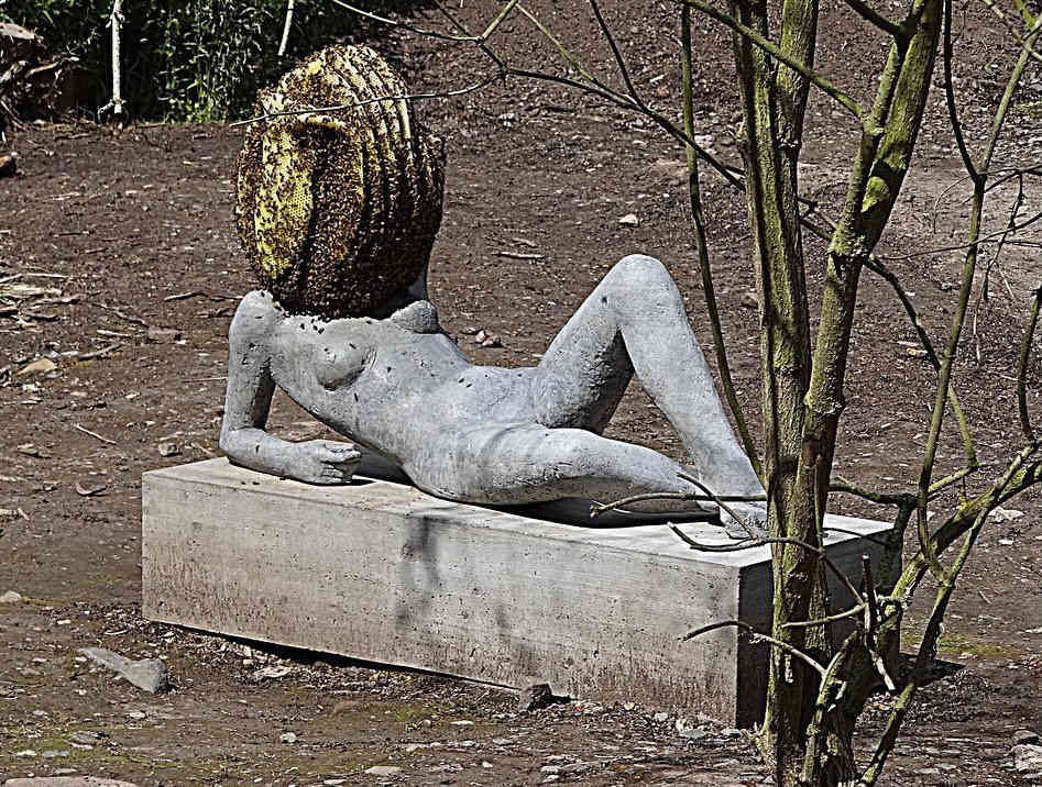Untilled (Liegender Frauenakt) [Reclining Female Nude] by Pierre Huyghe 