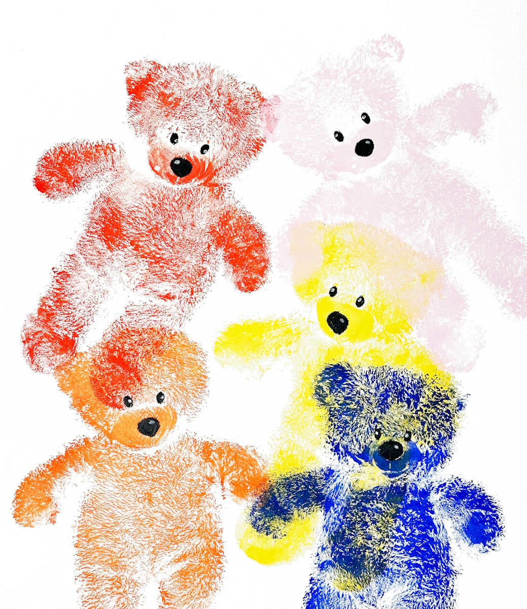 Skittles 吃喝玩樂 by Rhys Brown, Image 1.