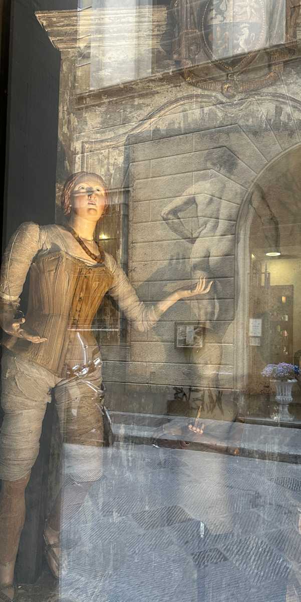 Reverence by Louise O  Image: Firenze 