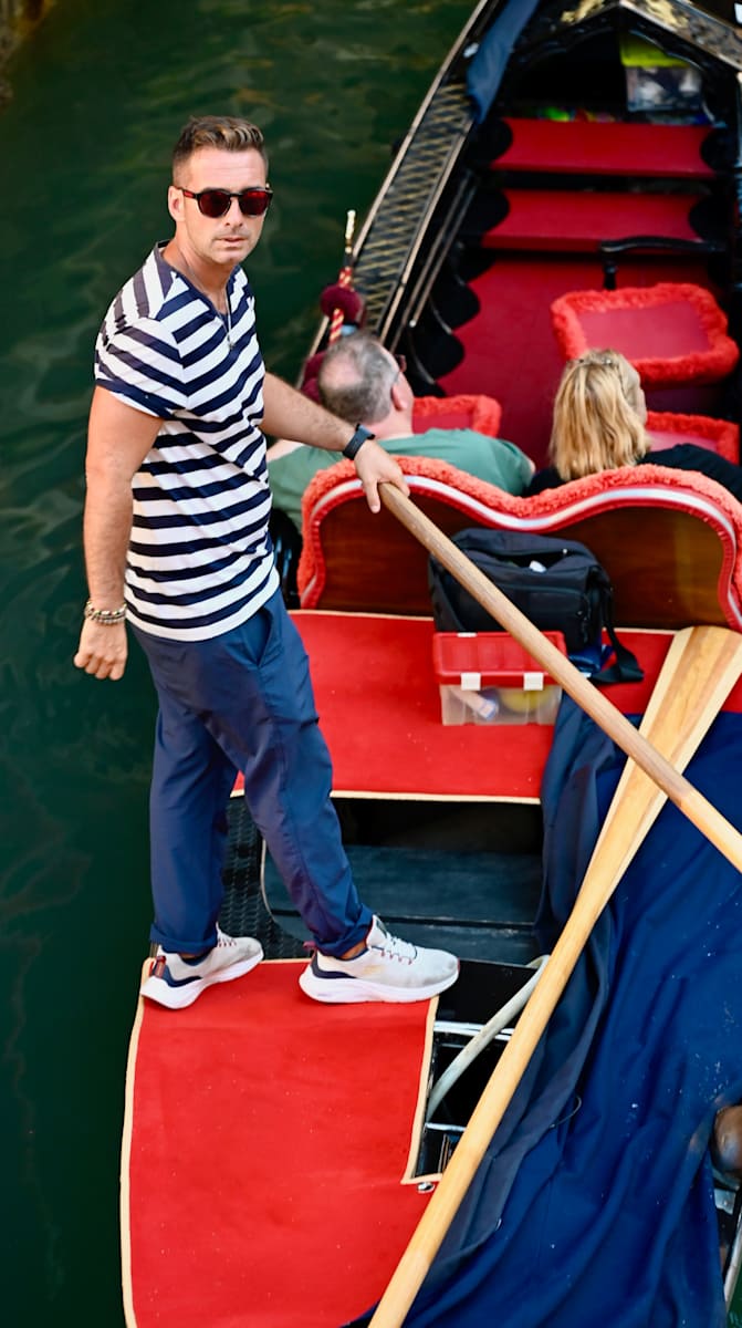 Balancer by Louise O  Image: Venezia 