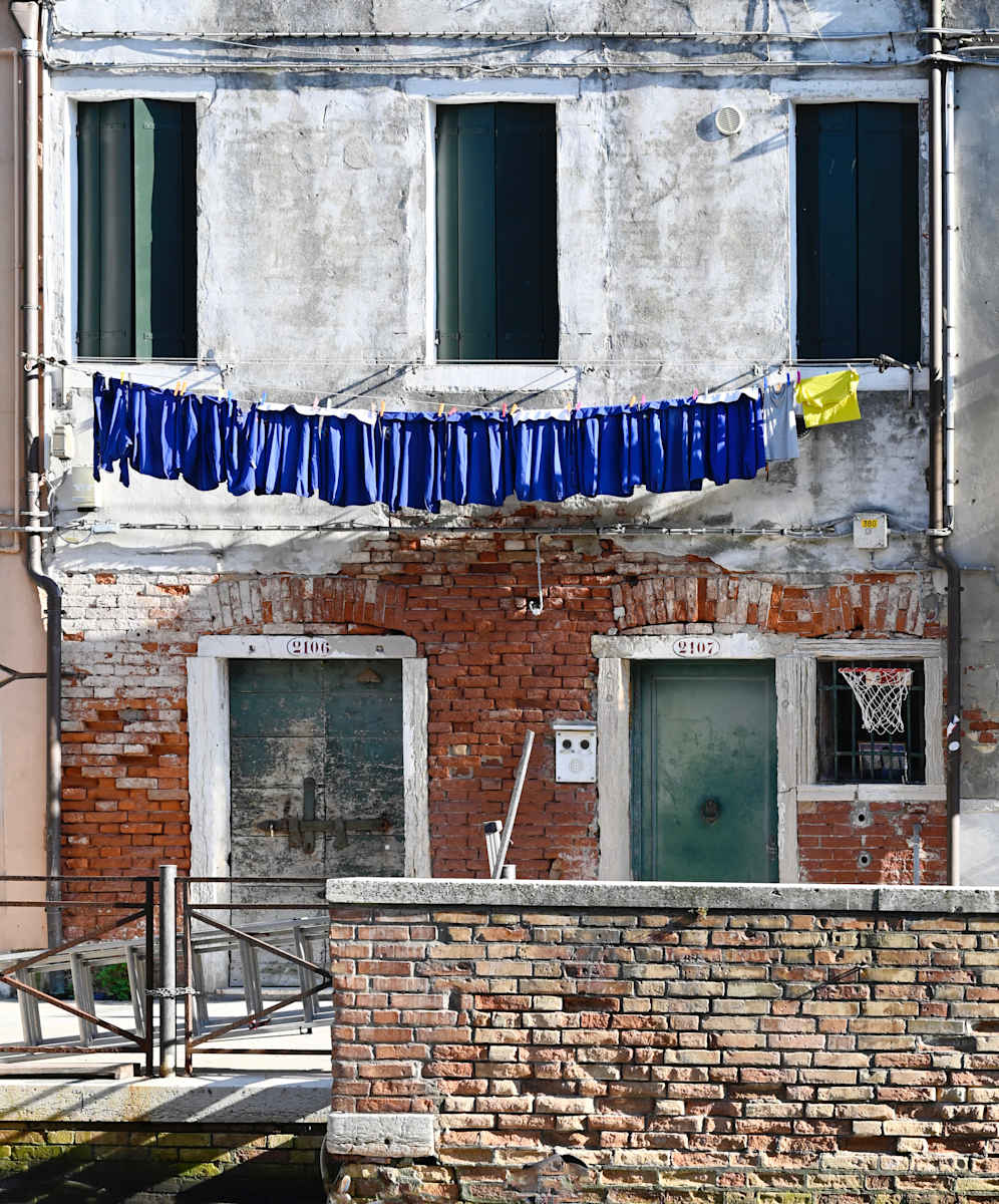HoopSite by Louise O  Image: Venezia 