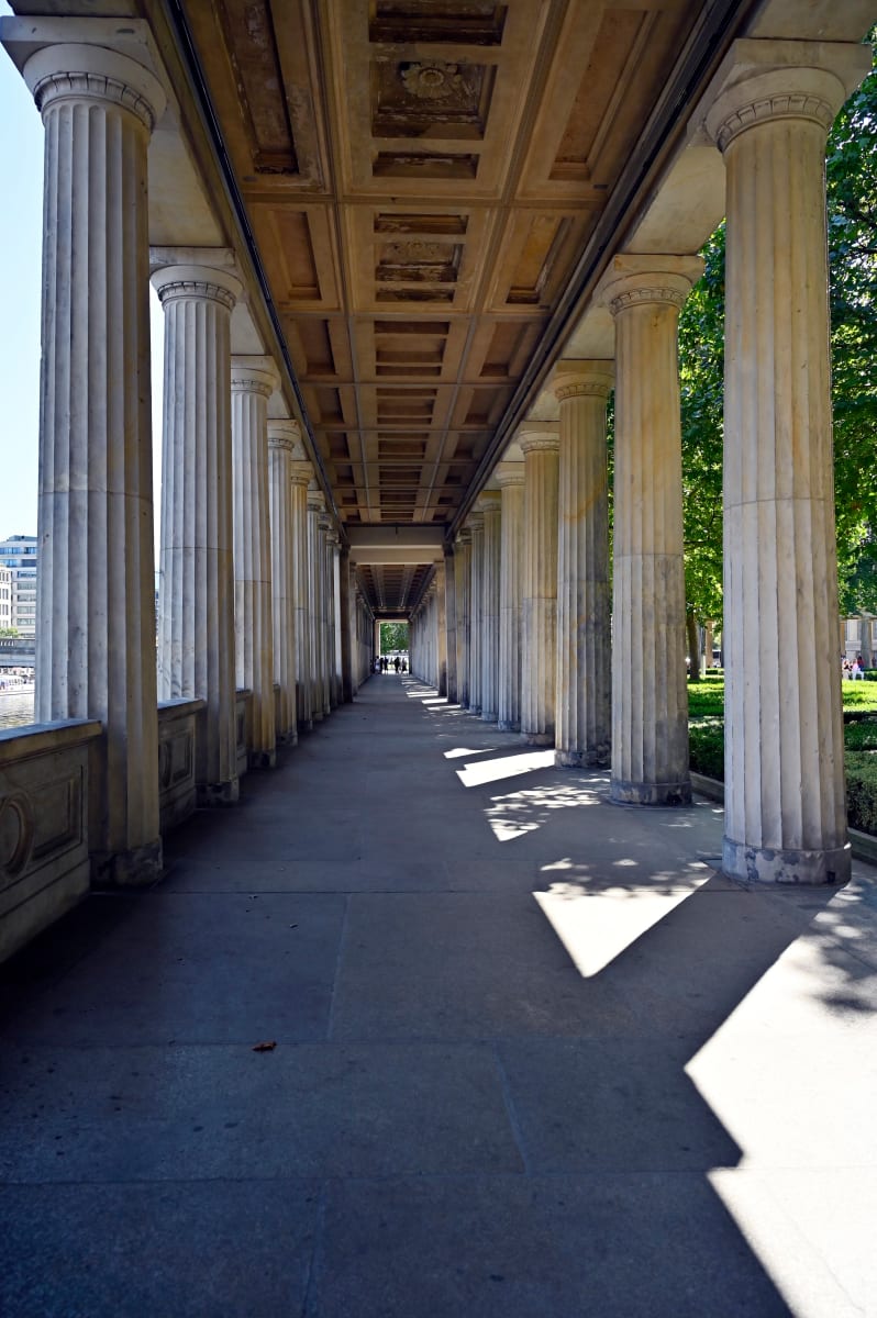 Columnade by Louise O  Image: Berlino