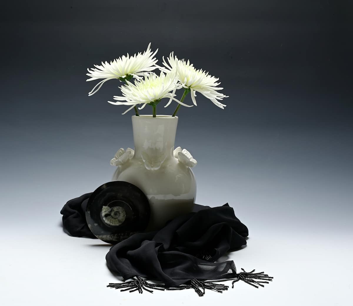 Yin's Yang by Louise O, Image 1.