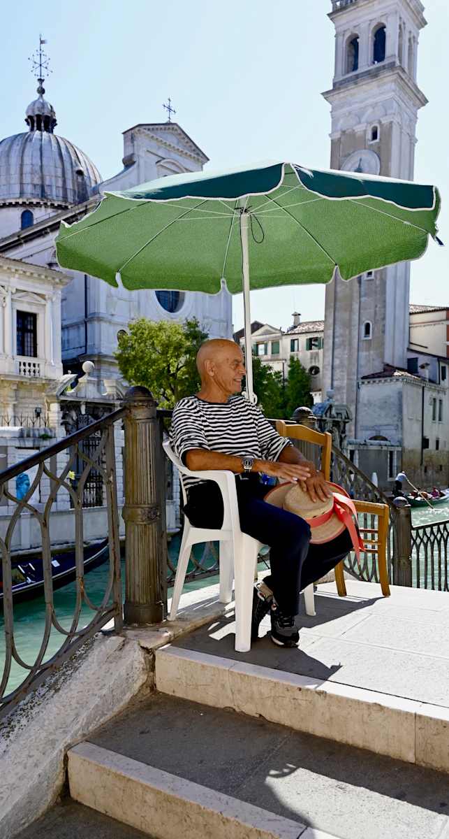 Sunbrella by Louise O  Image: Venezia 
Gondolier
