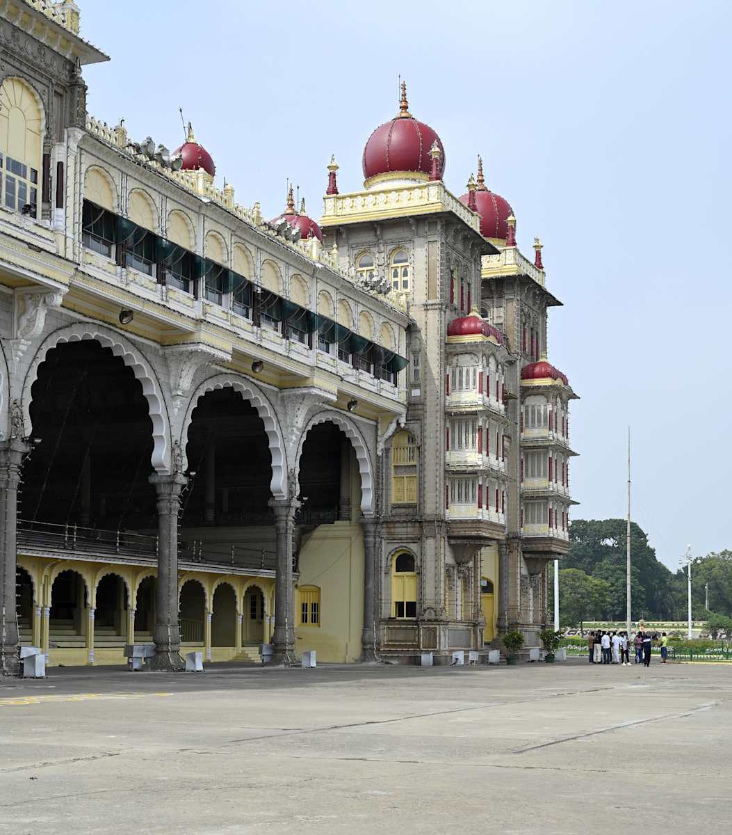 Palace Scale by Louise O, Image 1.
