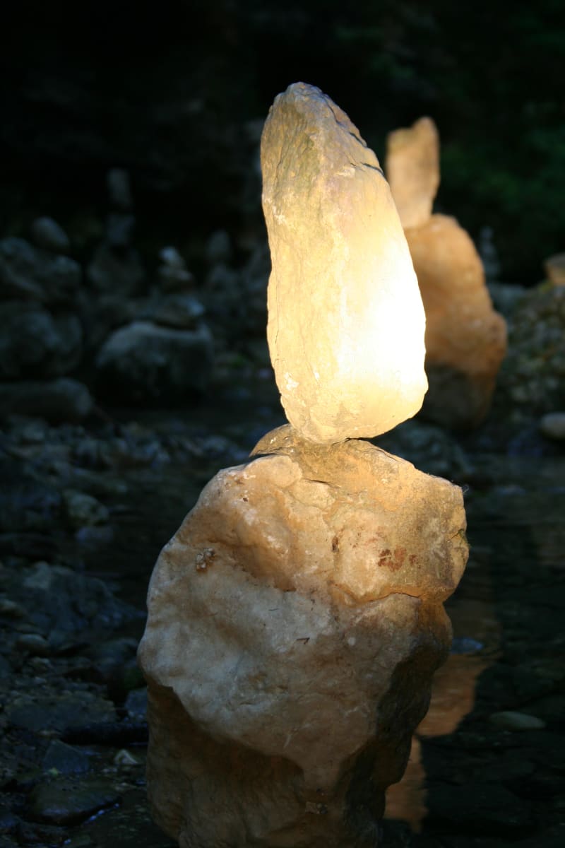 FT „Shine your light“ 7001 - Joël Equagoo - balancing stones by Joël Equagoo  Image: FT „Shine your light“ 7001 - Joël Equagoo - balancing stones