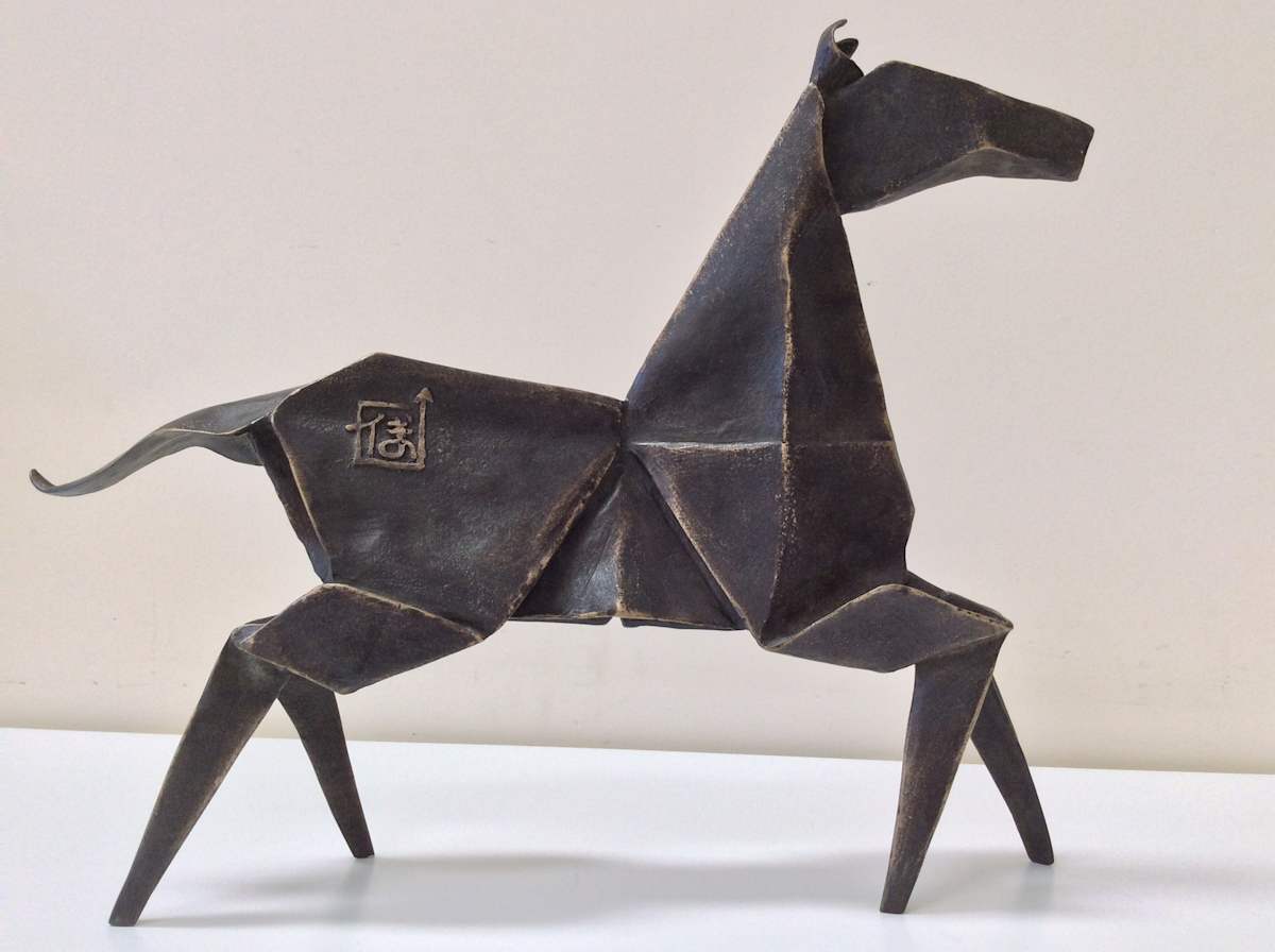 Pony by Kevin Box Studio  Image: Pony - desktop