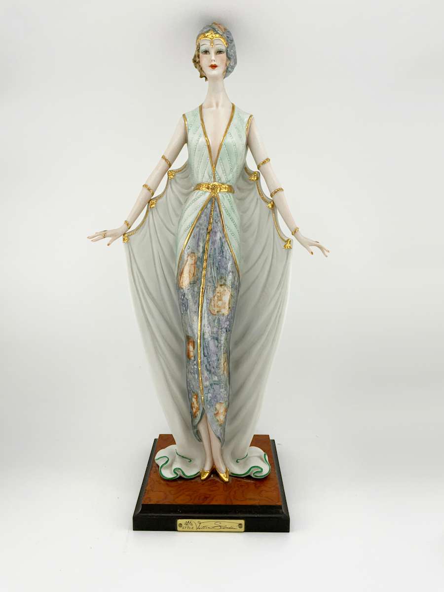Vittorio Sabadin Porcelain Figurine from the collection of Galerie