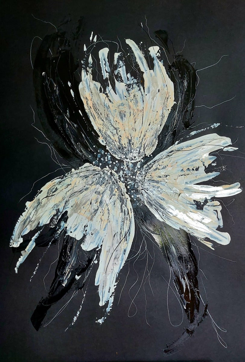 Abstract Floral (white on black) by Haggith van Hees  Image: Mixed media on paper
