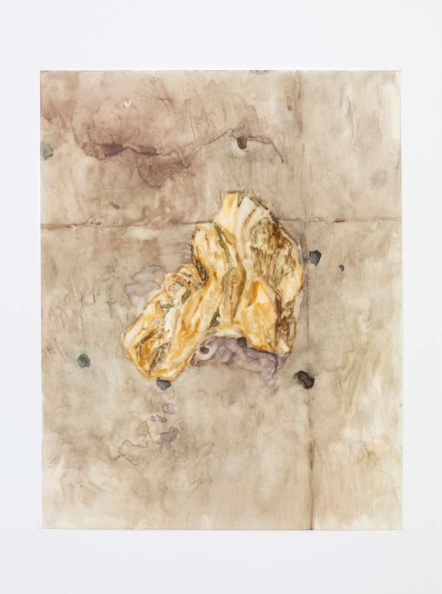 sacchetto dorato 16 ottobre 2019 by Marisa Tesauro  Image: Part of the series entitled Secondary Objects