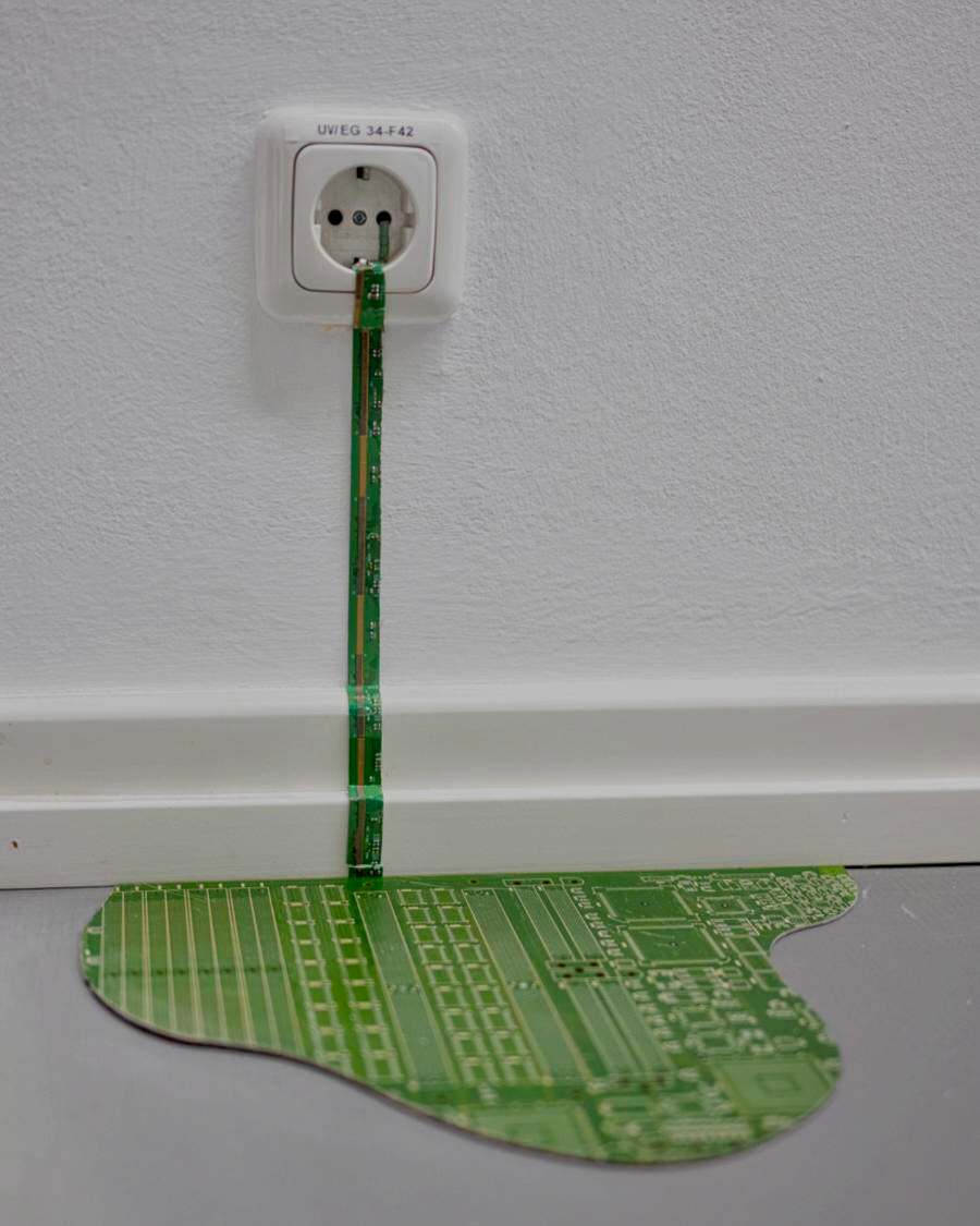 Datenleck by Philipp Alexander Schäfer 