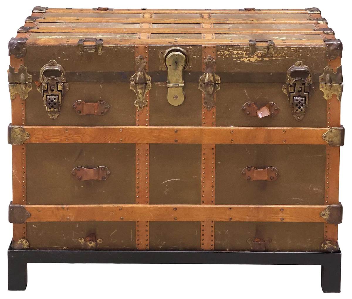 Large Steamer Trunk, Image 6.