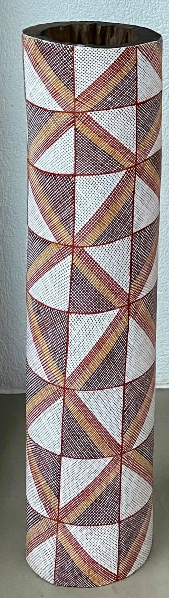 Poteau cérémoniel by Ruth Bideidbal, Image 1.