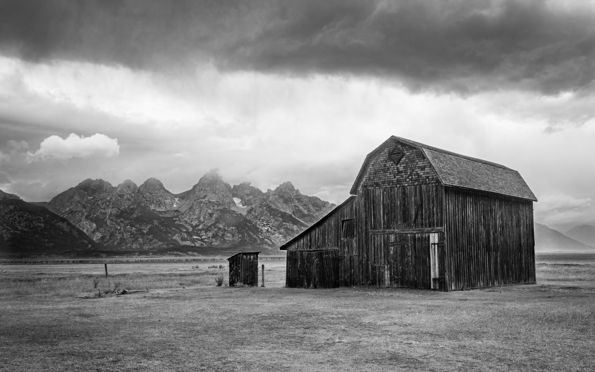 Reed Moulton Barn by Denise Hawkins 