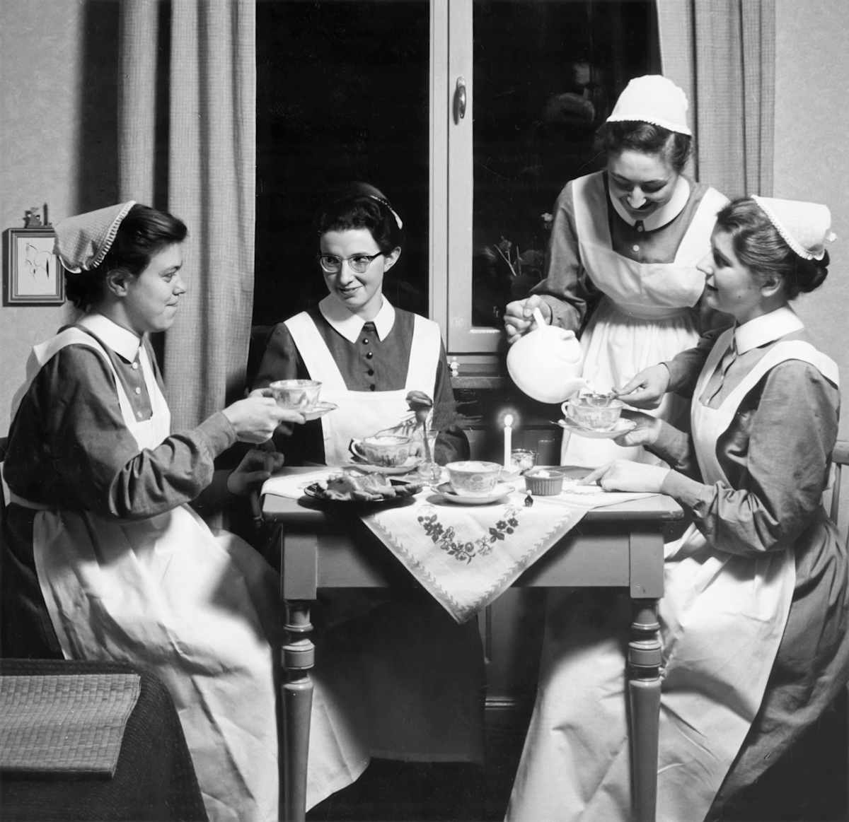 Provsystrar by Okänd fotograf 