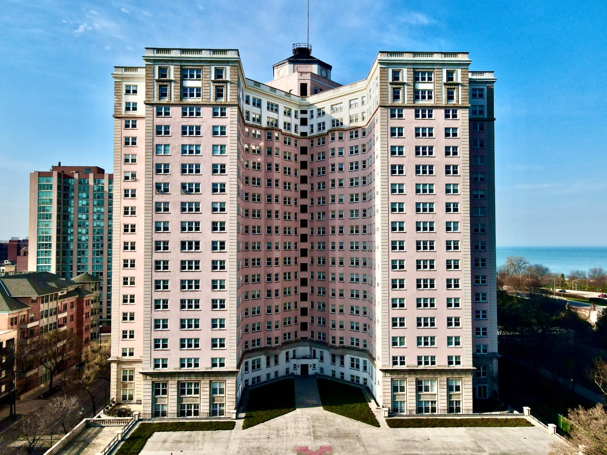 Edgewater Beach Apartments by Ronnie Frey 