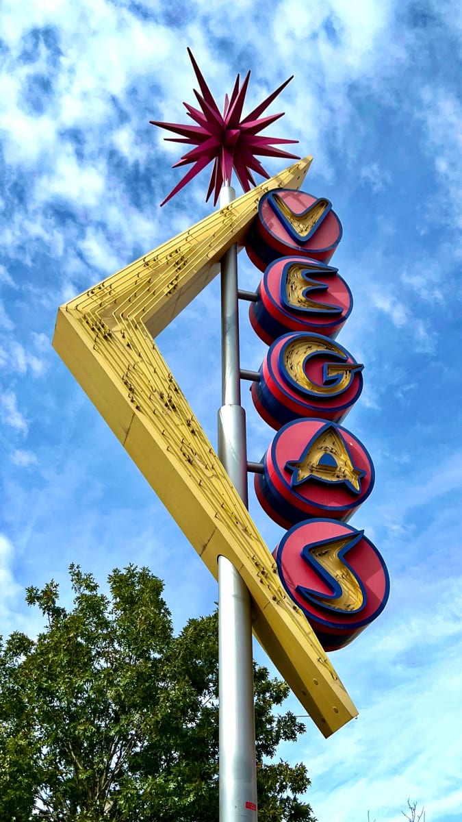 Vegas Sign by Ronnie Frey 