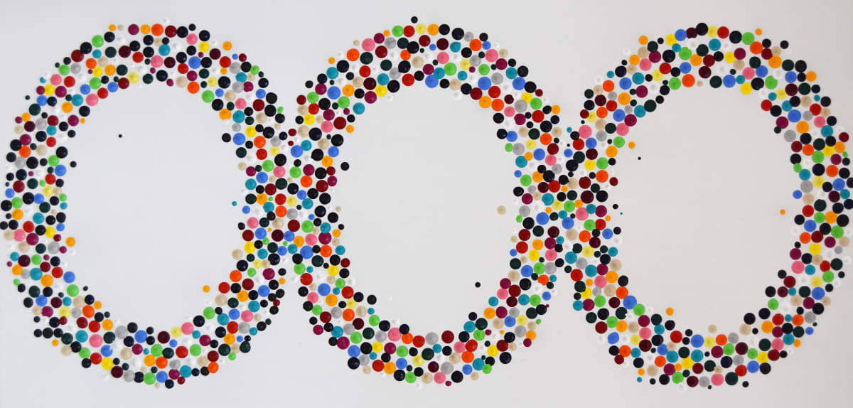 Lacy chain! by Astrid Stoeppel  Image: Lacy chain!