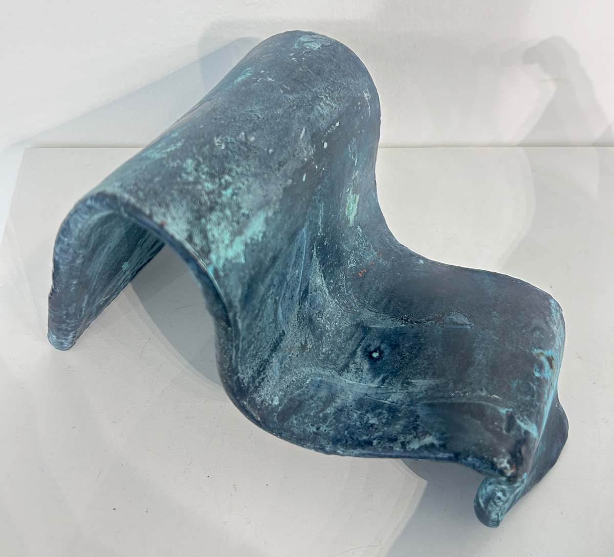 The wave by Ellie Lasthiotaki 