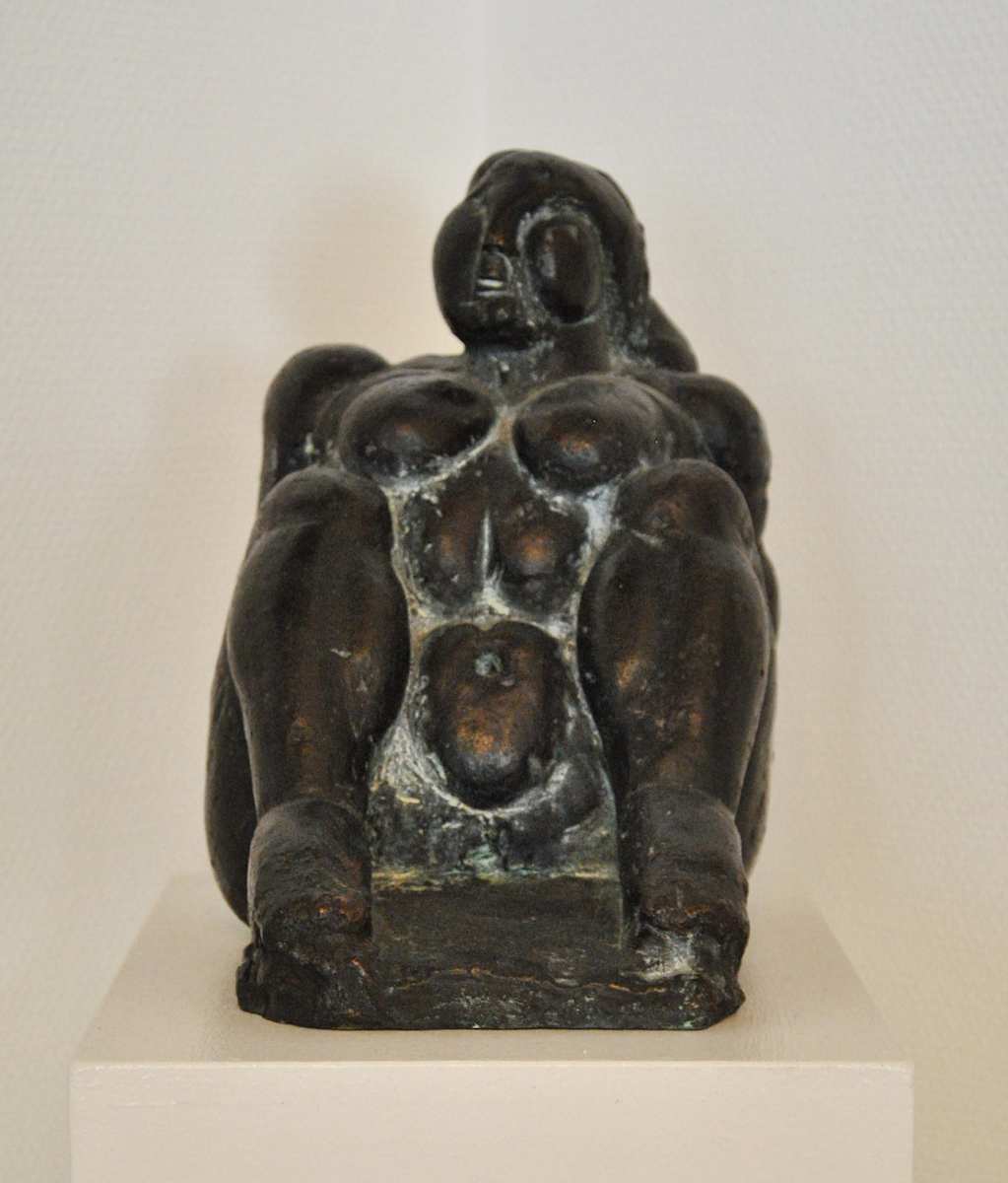 Moder jord by Svend Wiig Hansen 