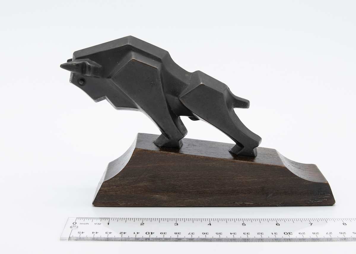 MAZ 200 Hood Ornament, Image 3.