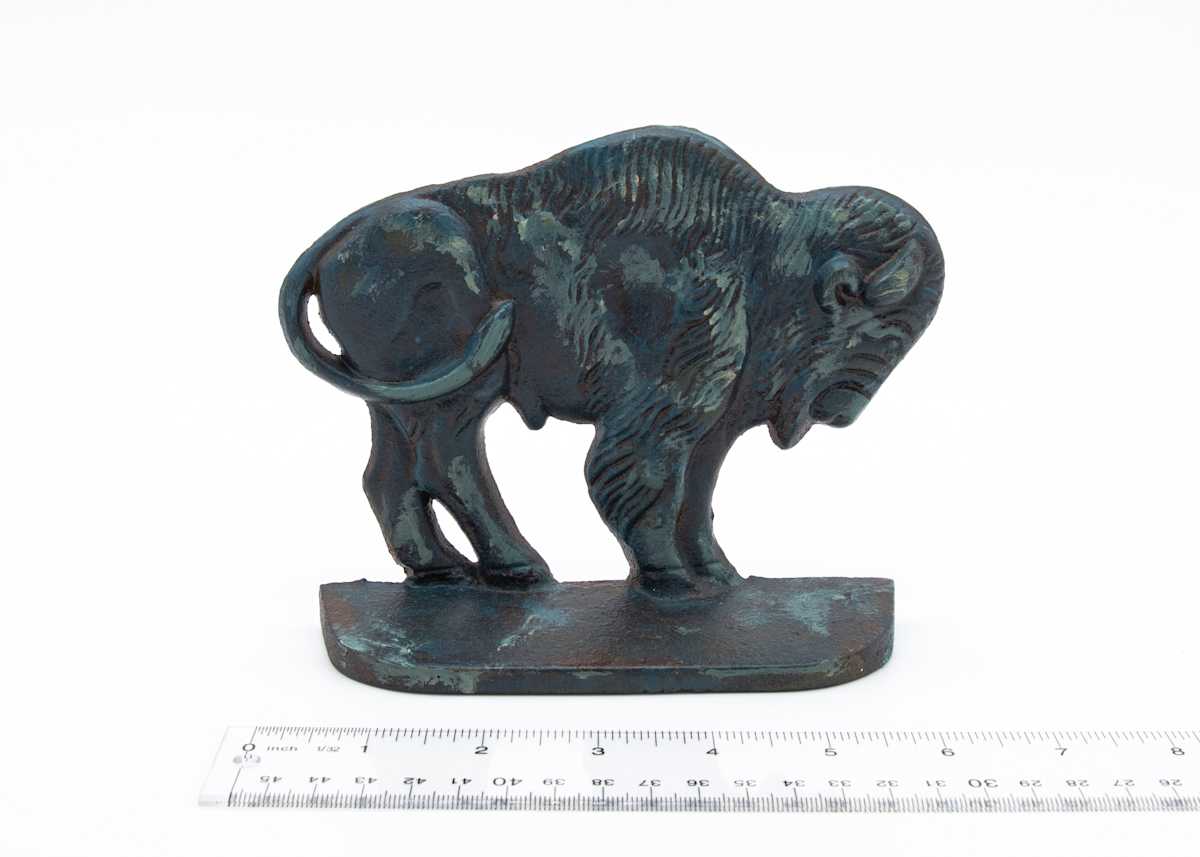 Bookend Bison 3 