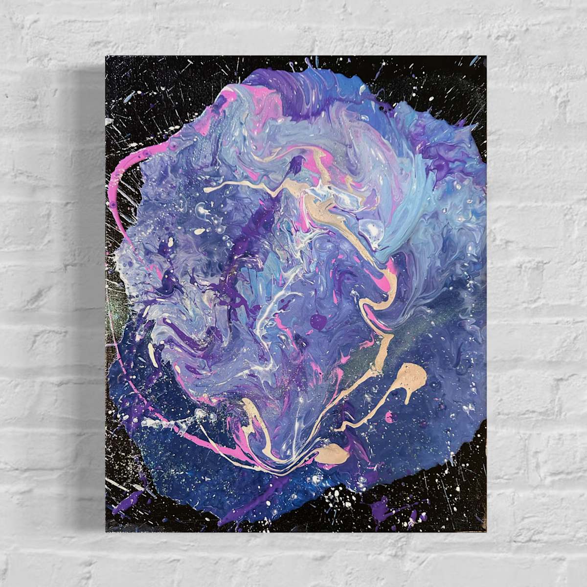 Heavenly Body by JD Hecht  Image: Heavenly Bodies | White Brick