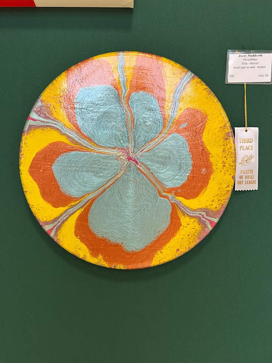 The sunflower by Jerry Sudderth  Image: Third Place Award Amateur Division Abstract Category