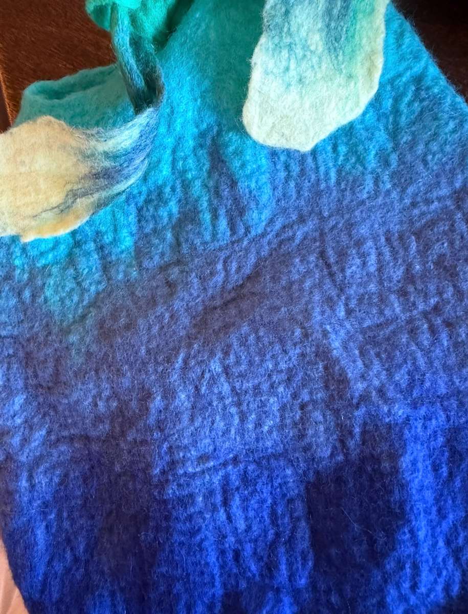 Felted bag by Giselle Williams, Image 1.