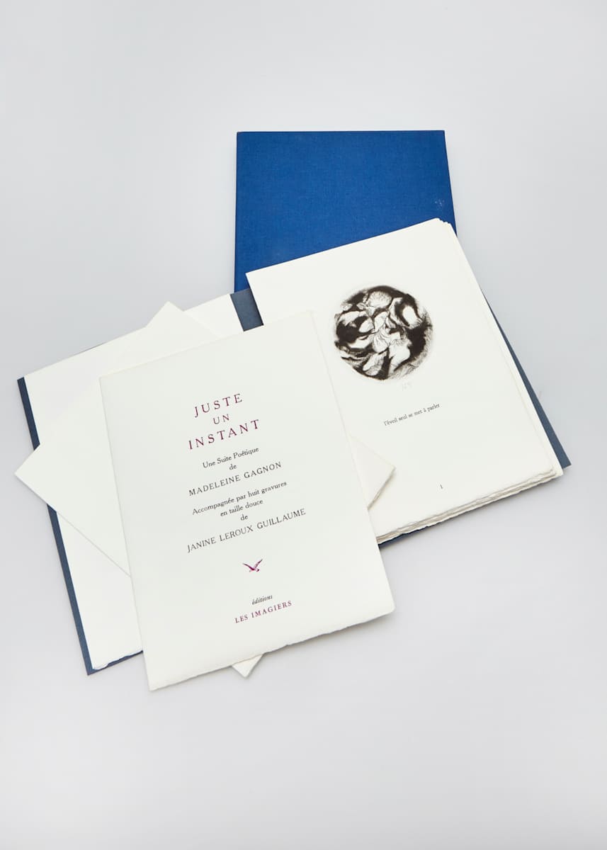 Juste un instant by Madeleine Gagnon-A, Janine Leroux-Guillaume-L 