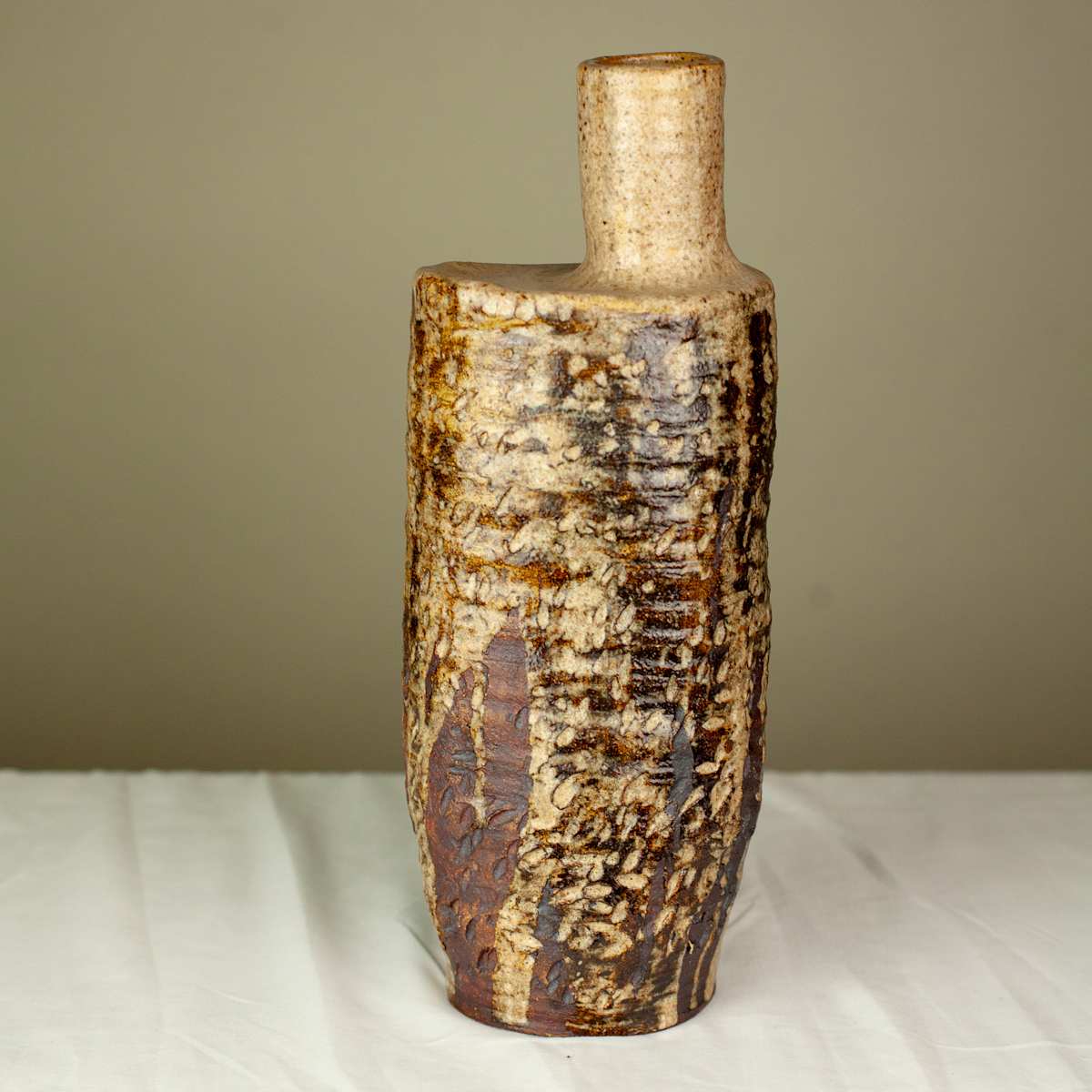 Vase, Image 2.