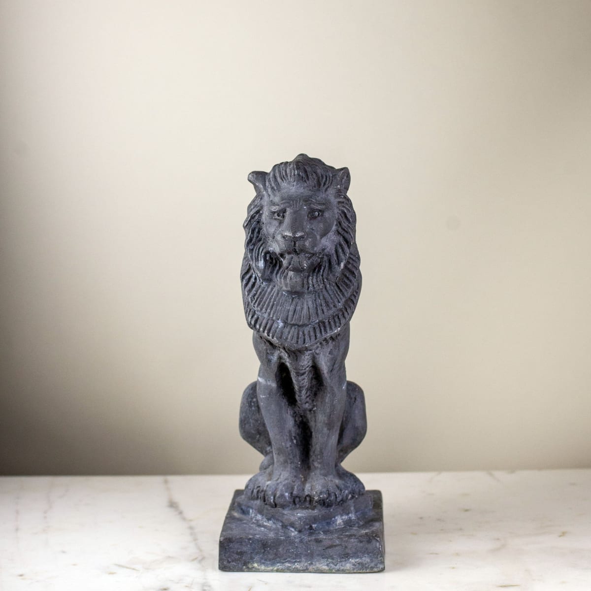 English Lead Lion 