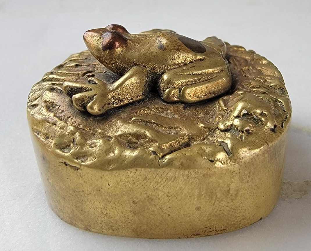 Frog Brass and Lead Weight 