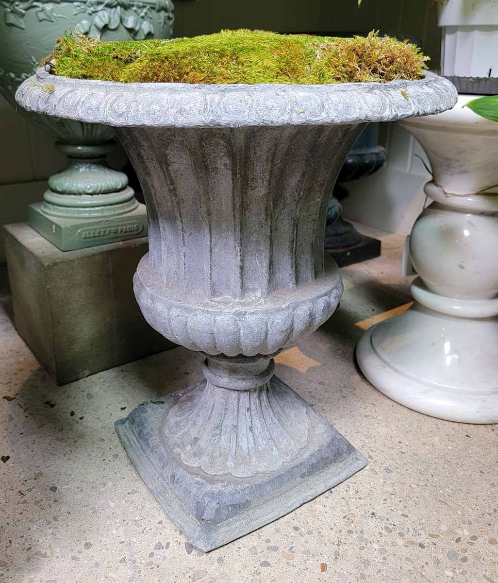 Scallop Lead Urn / Pair 